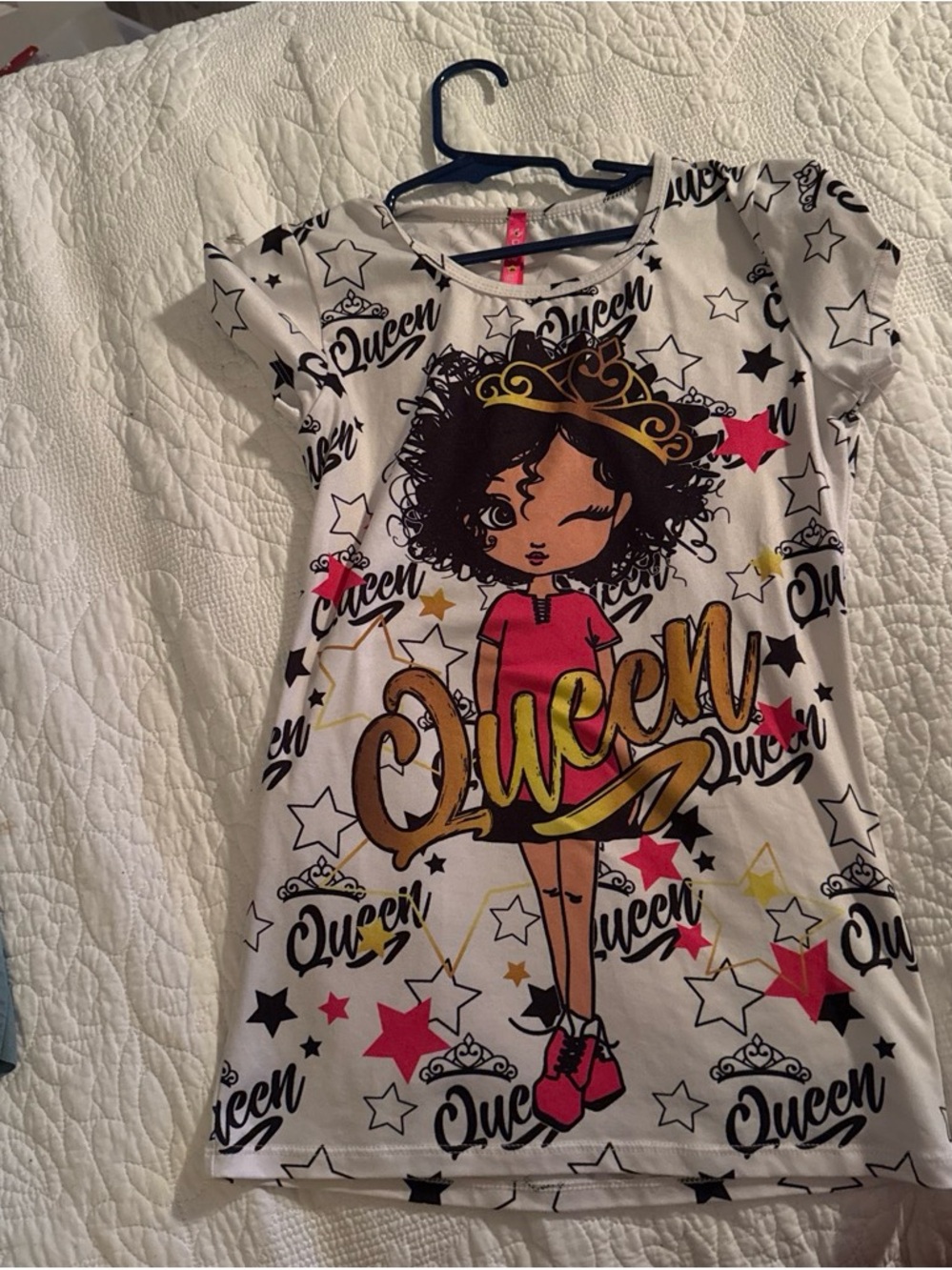 Girls White 'Queen' Graphic Nightgown with Pink and Gold Accents